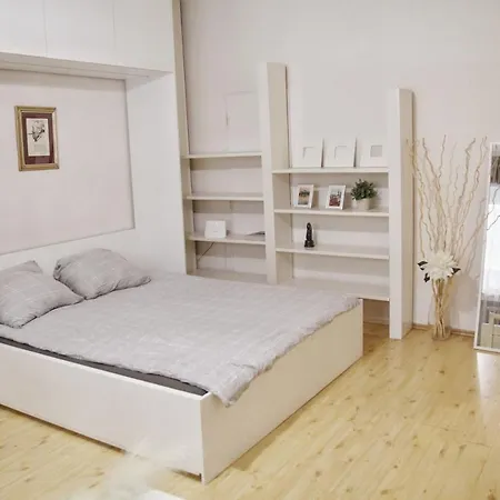 Heart Of Old Town By National Theater *