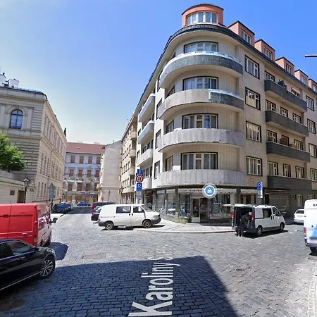 Heart Of Old Town By National Theater