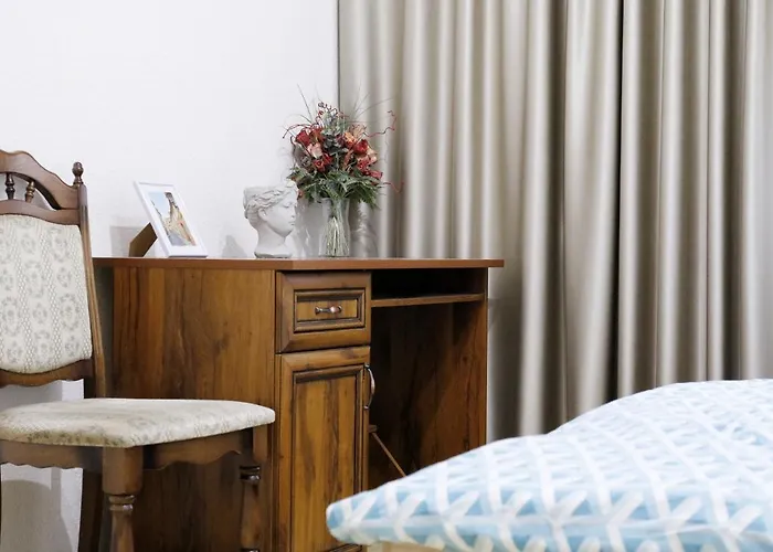 Heart Of Old Town By National Theater Apartment *