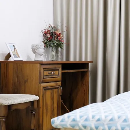 Heart Of Old Town By National Theater Apartment *